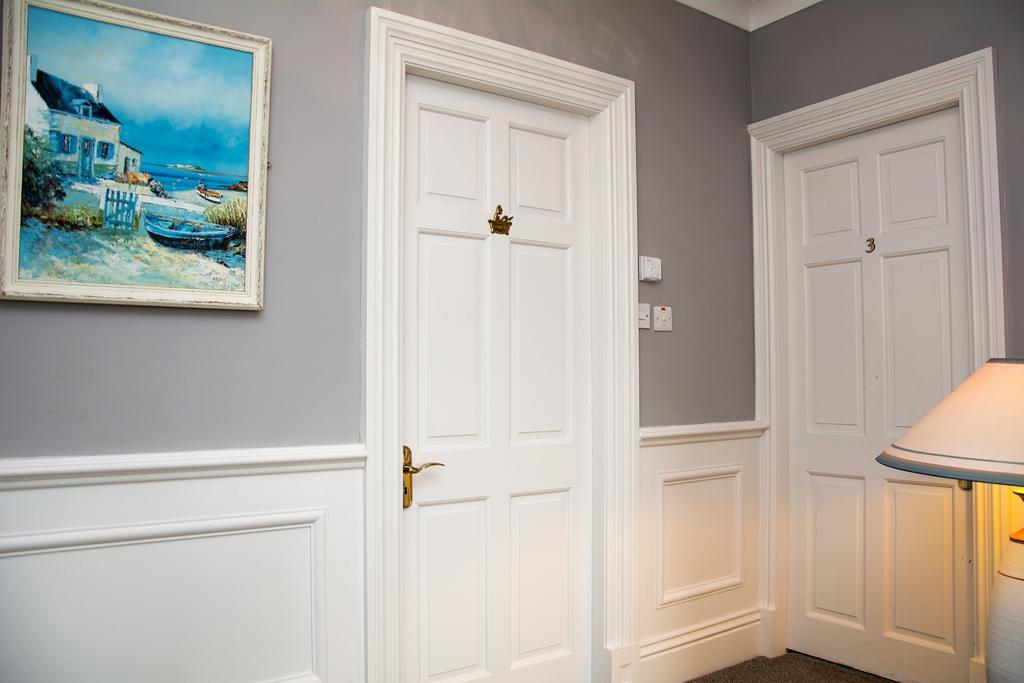 Knights Haven Bed & Breakfast Glin Екстериор снимка