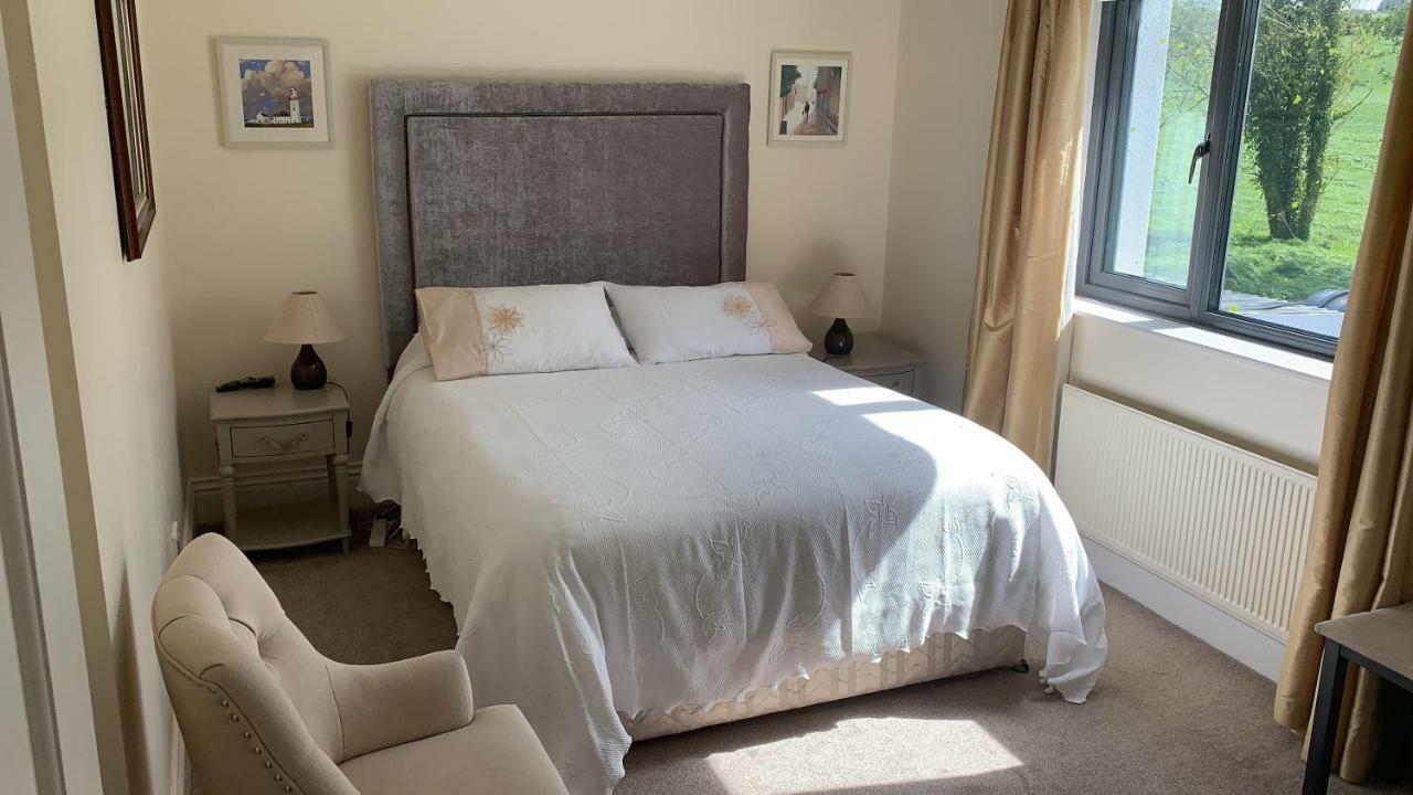 Knights Haven Bed & Breakfast Glin Екстериор снимка